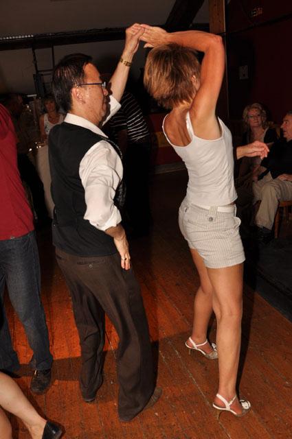 min 2011 06 19 station danse 147